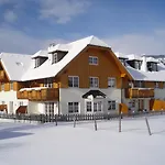 7 By Interhome