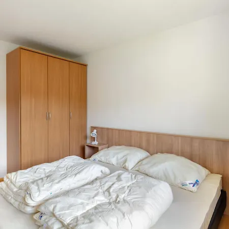 7 By Interhome Daire *