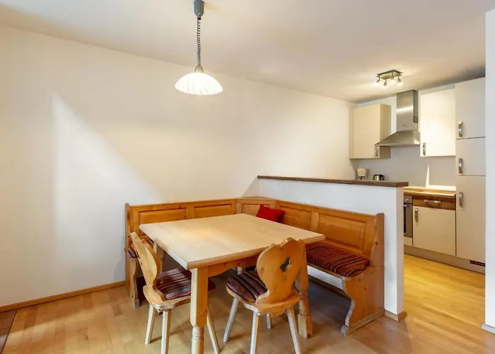 7 By Interhome شقة